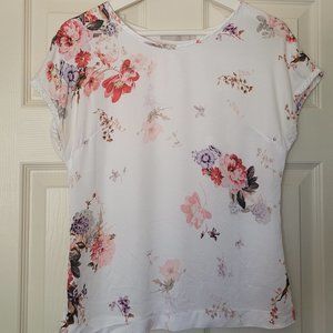 Women T-shirt Blouse with Flower Print S